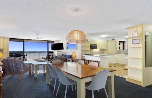 Golden Beach Apartment | Gemini Unit 64 Golden Beach QLD