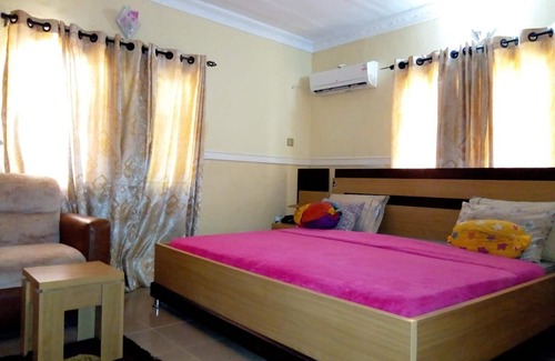 Papalanto Hotel | Gen-Preston Hotel & Suites