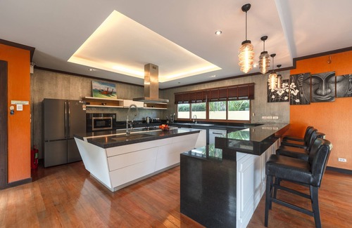 Nai Harn Villa | Generous 6BR Balinese Pool Villa Sophia