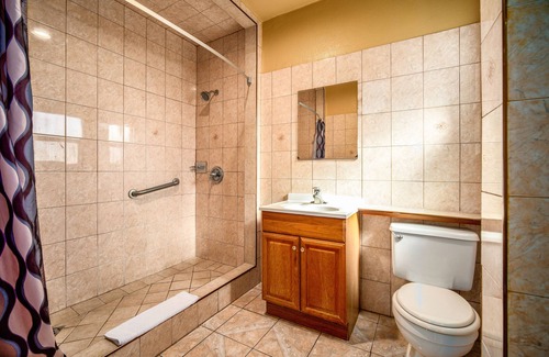Inglewood Hotel | Geneva Motel