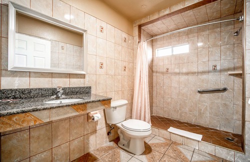 Inglewood Hotel | Geneva Motel