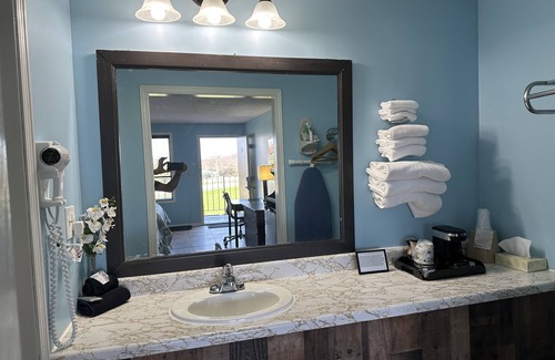 Lake Geneva Hotel | Geneva Wells Inn