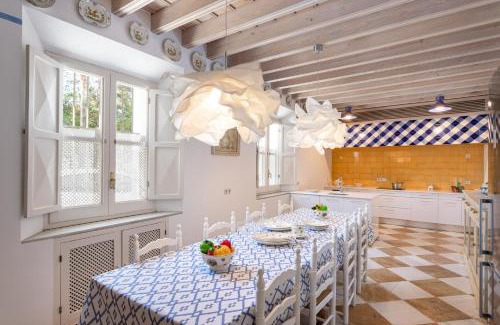 San Bernardo House | Genteel Home Campamento