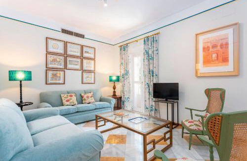 San Bernardo House | Genteel Home Campamento