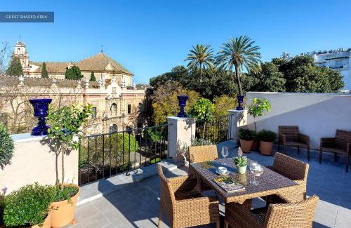 Museo Apartment | Genteel Home Plaza del Museo