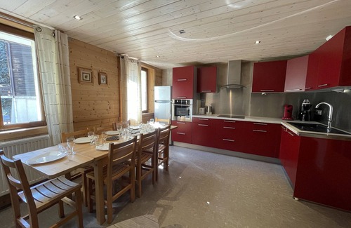 Pers-Jussy Apartment | Gentianes 1 - Apartment 3* in the village, near ski slope for 8 people