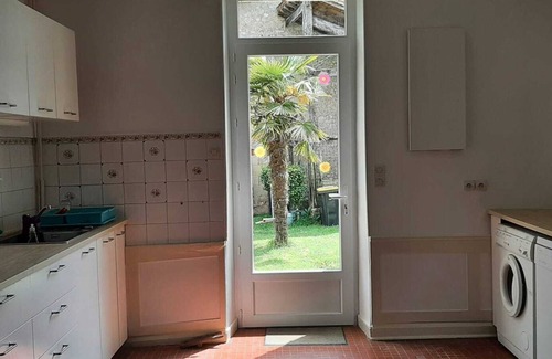 Juillac House | Gentleman House for rent for 10 on large vineyards