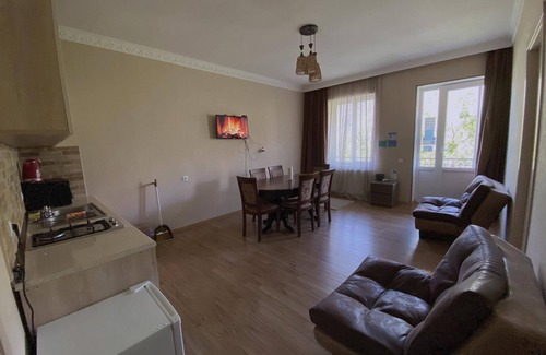 Stepantsminda Apartment | Geo Inn Kazbegi