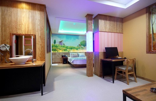 Geochang Hotel | Geochang Java