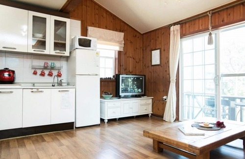 Oepo-ri House | Geojedo Nuri Pension