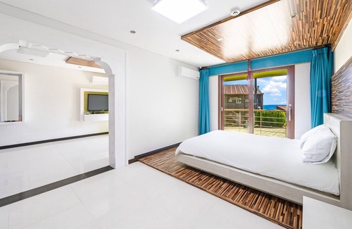 Kungnong House | Geojedo Pilos Ocean View Pension