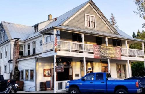 Georgetown Apartment | Georgetown Hotel and Saloon