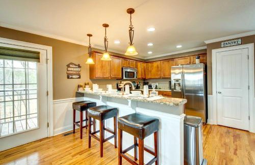 Milledgeville House | Georgia Home on Lake Sinclair with Private Dock