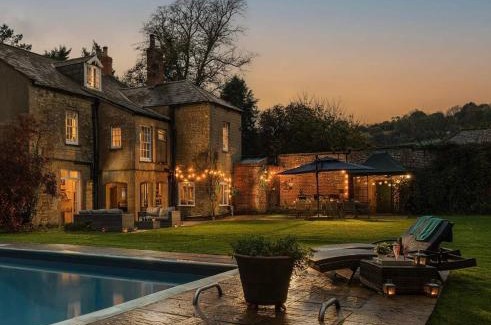 West Chinnock House | Georgian Home with Heated Swimming Pool