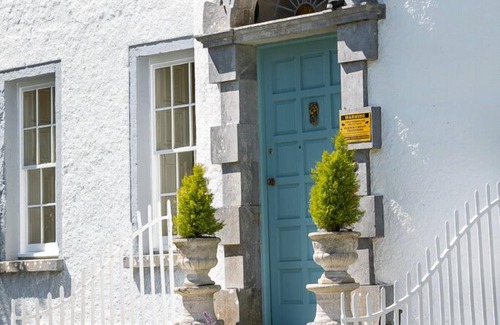 Headford House | Georgian Stately Home on Private Lake, idyllic setting, close to Galway City
