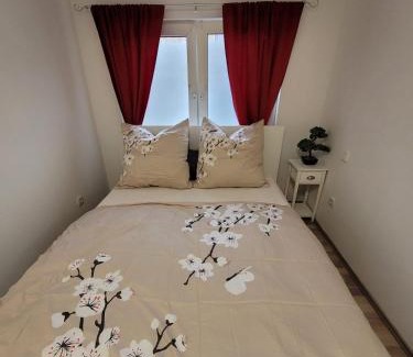 Mittelmeiderich Apartment | Geräumiges 2-Zimmer Apartment in Messenähe