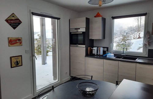 Gerardmer Apartment | GERARDMER: 2-room apartment with view of town and ski slopes