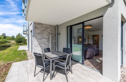 Boltenhagen Apartment | Geschmackvolles, Barrierearmes Apartment mit Sonniger Terrasse in Strandnähe