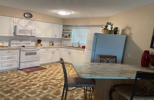 Lake Placid House | Get-a-way - Perfect For Relaxing & Fishing Yet Close To Major Attractions.