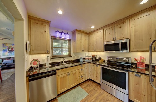 Hunt House | Get away at Mo-Ranch!