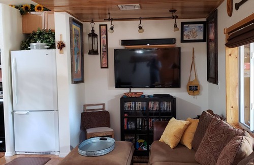 Tijeras House | Get away to the cool mountains and relax at the Cuddle Cottage! Double occupancy