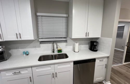 Lady Lake House | Get Cozy in this newly renovated home by The Villages!