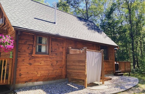 Baldwin Cabin | ★ Get Lost In The Woods At Big Star Lake ★