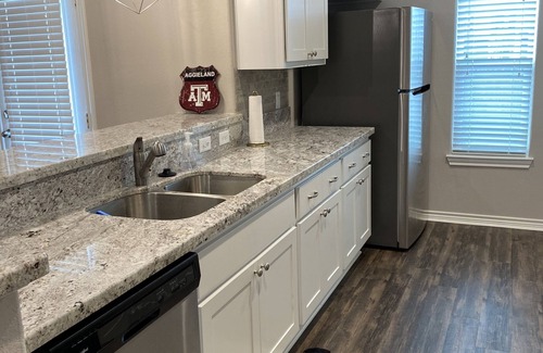 Wellborn House | Get Ready to Relax and Enjoy College Station