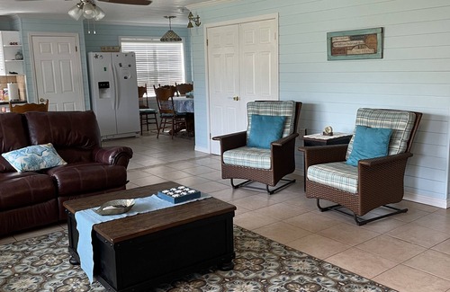 Rockport House | Getaway by the Bay