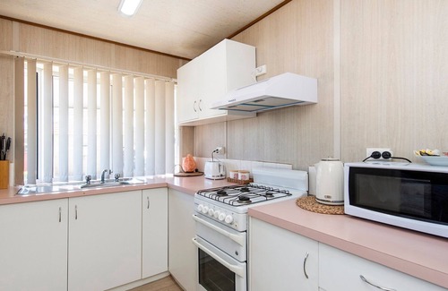 Broadwater Cabin | Getaway to Cabin 49- this charming, cute cabin located in the Geographe Holiday Park