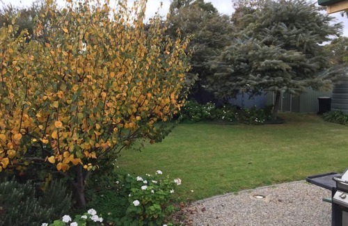 Sellicks Beach Cottage | Getaway! To Sellicks Beach to enjoy all this area has on offer. Sleeps 7
