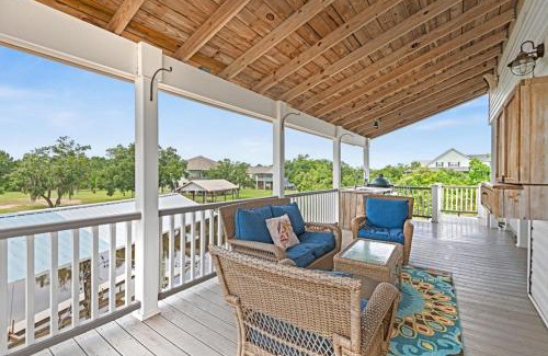 Shoreline Park House | Getting Nauti at the Bay