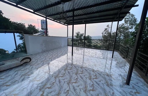 Pleiku House | Gió Homestay