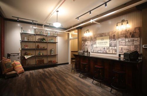 Staunton Apartment | Gibson's Warehouse