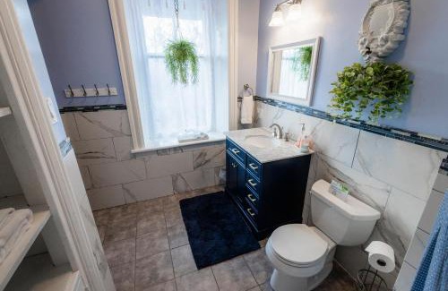Moylan Bed & Breakfast | Gifford-Risley House Bed and Breakfast