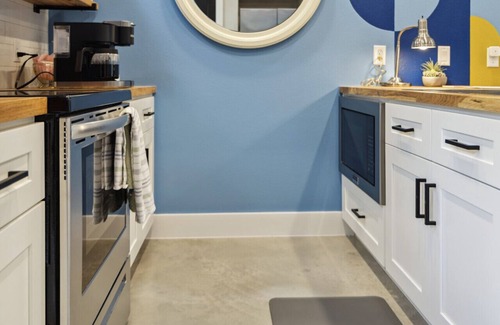 Downtown House | Gig'em House ~ Aggieland Vacation Rentals