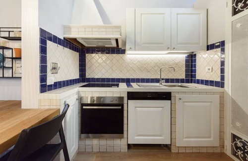 Santa Maria Novella Apartment | Giglio Celeste apartment in Florence by Mmega