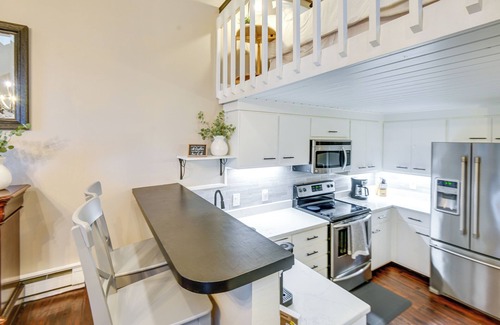 Gilford House | Gilford Townhome w/Lakefront Beach & Pool Access!