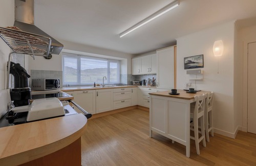 Breakish House | Gillean House-Spectacular beachfront property-Skye