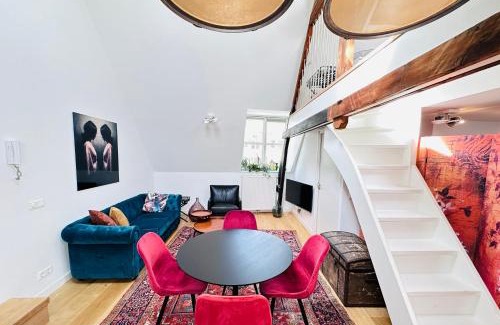 City Apartment | Gilly's Gallery