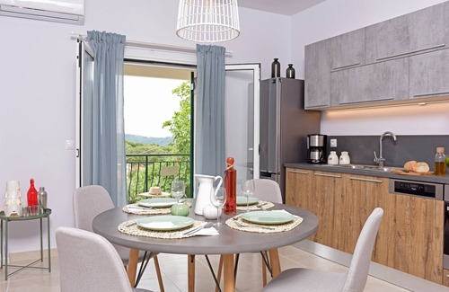 Dafnata Villa | Giorgos Villa. like your home