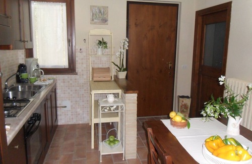 Cagli House | GIRASOLI (Apartment for 4 P.)