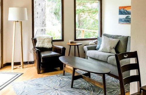 Girdwood House | Girdwood Mountain House