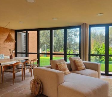 Sant Gregori Apartment | Girona, verde, relax e Infinity Pool
