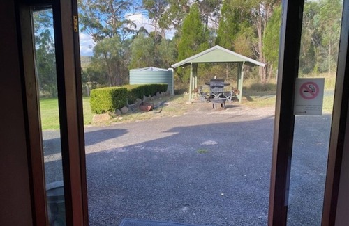 Eukey Ski Chalet | Girraween Country Inn