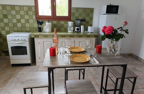 Castelnau-d'Auzan House | Gîte Le Grand Castillon - Fishing in private ponds and forest - Jacuzzi (optional)