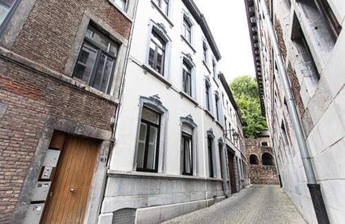 Feronstree et Hors-Chateau Apartment | GITADIN - Deluxe Suite Valens - Historical Center