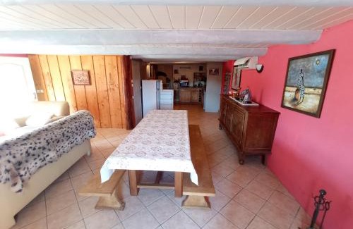 Vernet-la-Varenne House | gite à la ferme