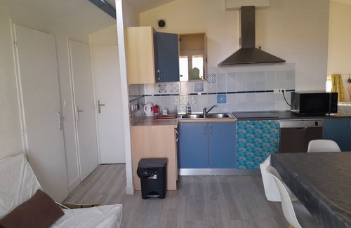 Barzan Cottage | Gîte, 2 bedrooms, shared pool and spa, private garden and parking. 10 min beach