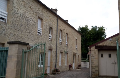 Ryes House | Gite 3km from D-Day beaches and 6km from Bayeux Tour de France 2025 stage